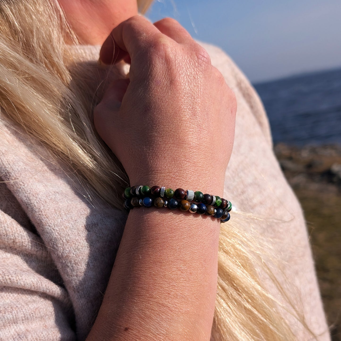 Armband i Tiger Eye, Blå och Brun med inslag av Metall